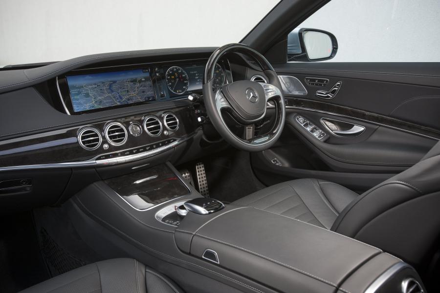  Mercedes-Benz S300 BlueTec Hybrid 2013 года  (UK) (фото 25 из 39)